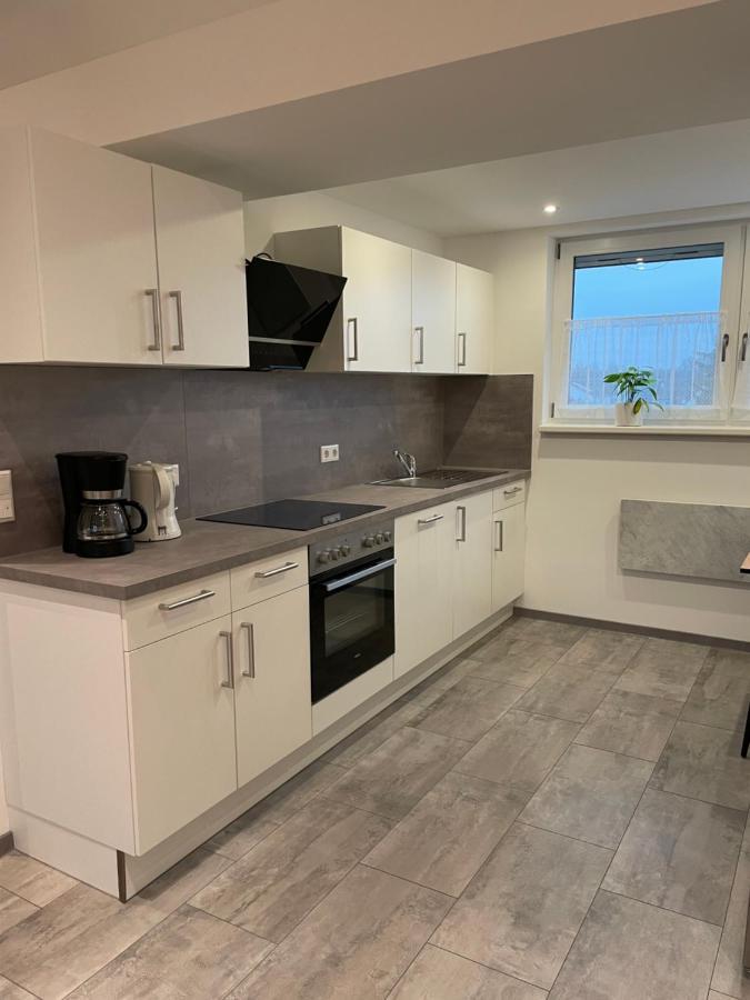 Messe- Und Ferienwohnung Feucht Buitenkant foto