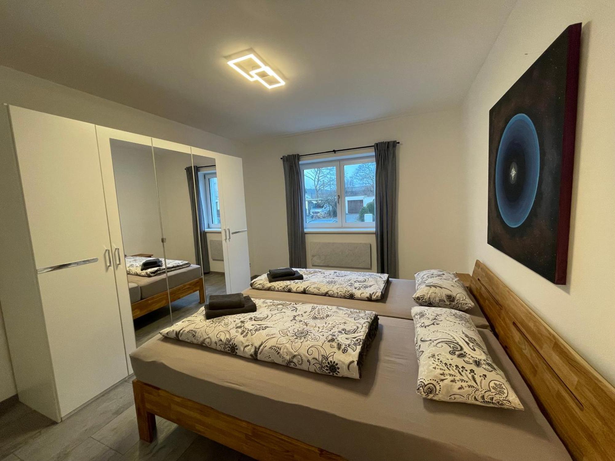 Messe- Und Ferienwohnung Feucht Buitenkant foto