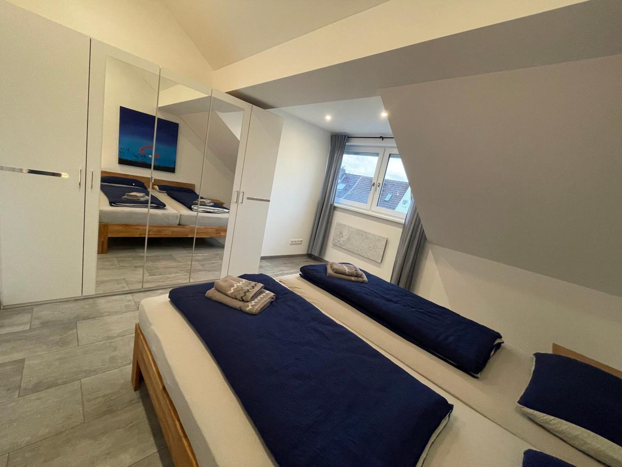 Messe- Und Ferienwohnung Feucht Buitenkant foto