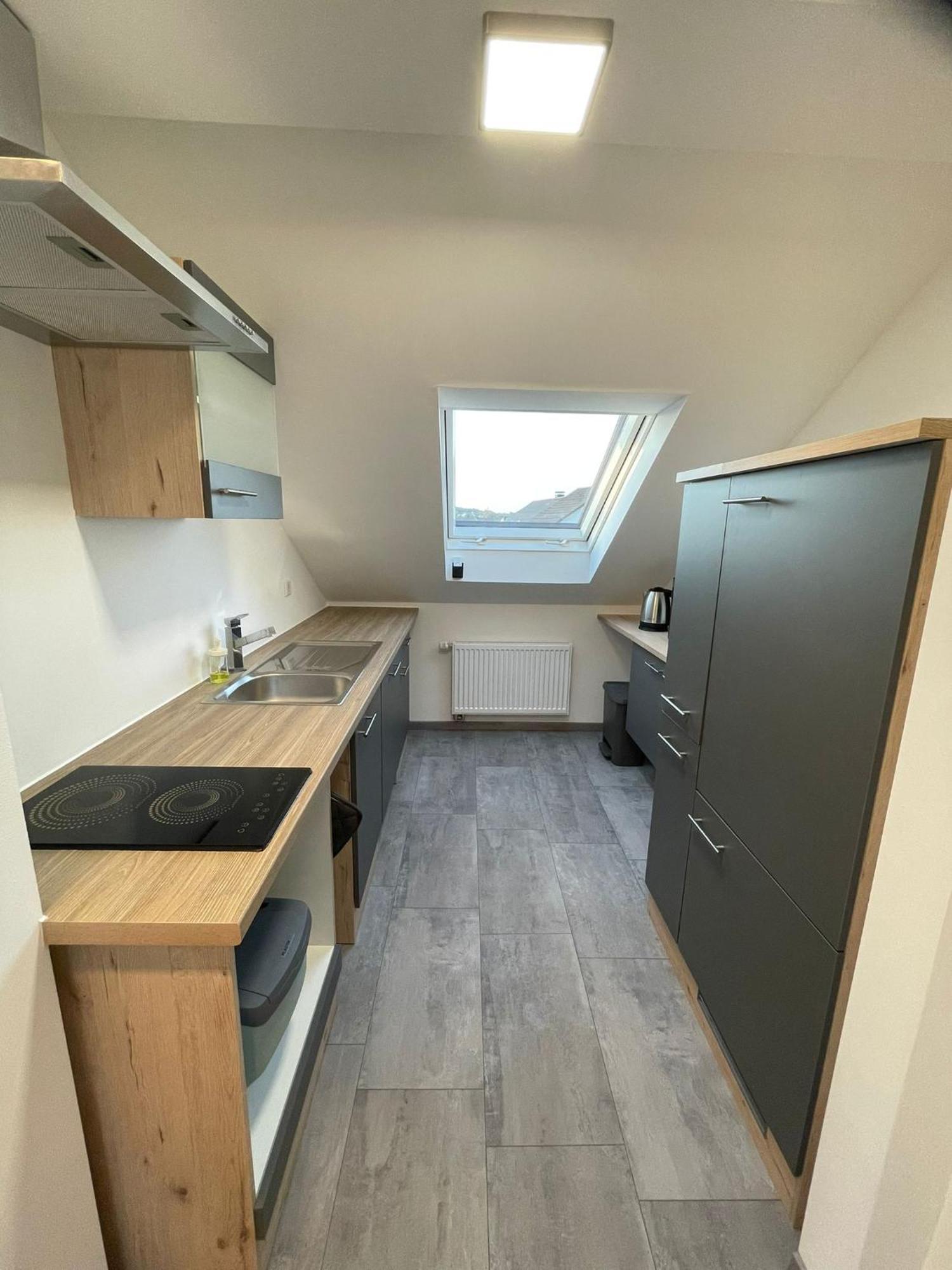 Messe- Und Ferienwohnung Feucht Buitenkant foto